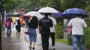 태풍 ‘힌남노’ 접근…제주·남해안 최대 300㎜ 폭우 [날씨]