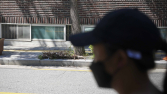 공공임대도 쫓겨난다... 51만 가구 ‘주거위기’