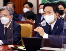 尹 한마디에 시작된 용산공원 개방?… 野 “483억 낭비”