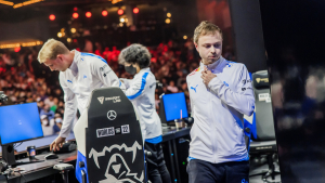 LCS, 안방서 고개 ‘푹’… 그룹스테이지 1R 전패