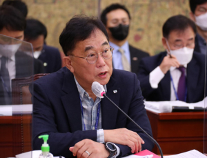 문체위 질타에 진땀 뺀 게임위 “개선 방안 찾을 것”