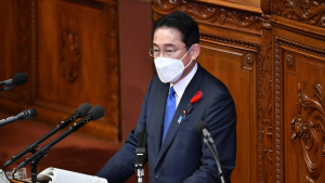 기시다 총리, 야스쿠니 신사에 공물…취임 이후 네 번째