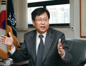 동성제약, 친환경 살균소독제 도입… 유해 제품 대체 추진