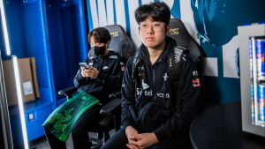 T1 제우스, 컨디션 문제로 결승 미디어데이 불참