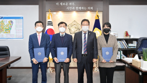 파주시의회, 첫 정책지원관 3명 신규 임용