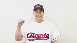 롯데, 드디어 즉전감 포수 품었다…4년 80억원에 유강남 영입