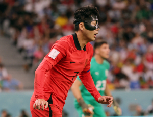 ‘마스크 투혼’ 손흥민은 여전한 에이스였다