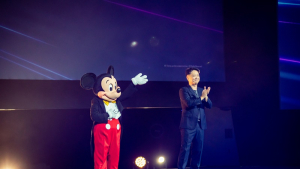 100살 디즈니는 왜 아시아로 눈을 돌렸나