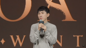 로아온 윈터, 모험가와 온기 나눴다… 금강선 전 디렉터도 깜짝 등장