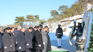 더불어민주당 전북도당, 새해맞이 임실호국원 참배 