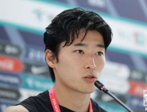 조규성 영입전…이적료 높인 셀틱, 재정 문제로 주춤한 마인츠