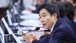 이용호 의원 “대통령에 대한 저주로 민주당 집단이성 상실” 비판