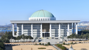 대통령 측근 탄핵…물 건넌 협치, 대치만 남았다
