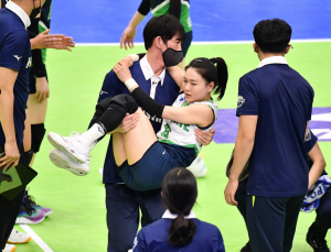 김연견, 오른쪽 발목 인대 부분 파열…현대건설 선두 수성 빨간불