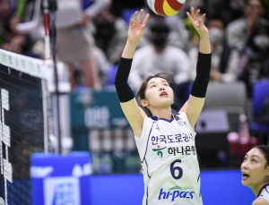 ‘긍정봇’ 이윤정 “많은 출전 시간, 미래의 나에겐 성장 동력” 