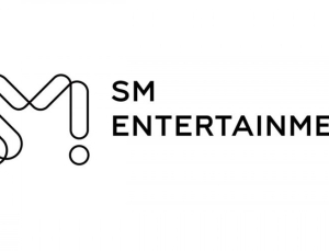 SM엔터, 디어유 매각설 일축 “검토 대상 아냐”