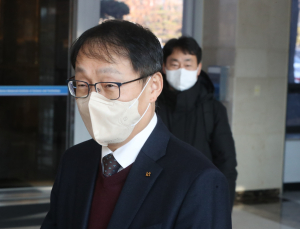“후보자 사퇴 결정”…구현모 KT 대표, 연임 포기