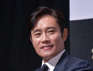 “이병헌, 억대 세금 추징”…소속사 “불미스러운 일 아냐”