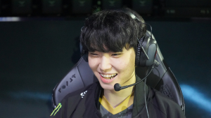 젠지e스포츠, 한화생명 완파… DK와 2위 놓고 끝장승부