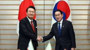 “기시다, 尹에 위안부 합의 이행·후쿠시마 수산물 수입 요구”