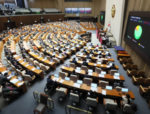 ‘K칩스법’ 국회 문턱 넘었다…세액공제 확대에 업계 ‘활짝’