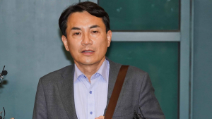 강원도 산불인데 골프 연습? 김진태 “심려 끼쳐 죄송”