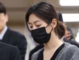 ‘만취운전’ 김새론, 오늘 선고 공판