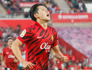EPL 구애받는 이강인, 프로 데뷔 후 첫 멀티골 기록