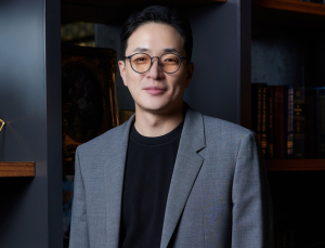 ‘드림’ 이병헌 감독 “실화 믿고 웃음 내려놨죠”