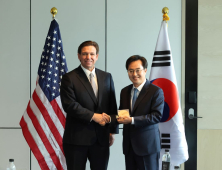 김동연 경기지사, 美 플로리다주지사 만나 경제협력 확대키로