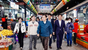 이재준 수원시장, 화서시장서 '찾아가는 현장시장실' 운영