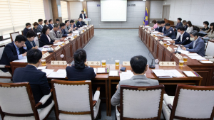 전북 특별자치단체 설립 시작부터 삐걱