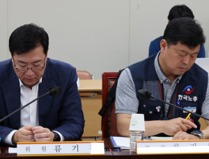 최저임금 두고 노사 대립 ‘팽팽’…“대폭 인상” vs “자영업 힘들어”