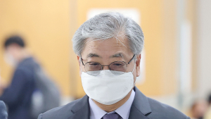 경찰, ‘채용 비리’ 의혹 서훈 전 국가안보실장 소환 조사