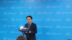 민주당 새 혁신위원장 ‘김은경’…이래경 사퇴 열흘 만