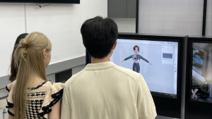 가상 쇼룸서 옷 고르고 입어보고…메타패션, 경계 허문다