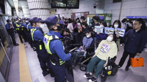 서울시, 제2 전장연 막는다