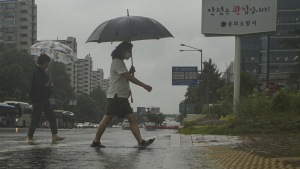 수도권·중부지방, 호우주의보…서울 시내 하천, 출입 통제