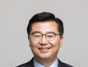 ‘장기요양의료센터’ 유치 ‘주민의료서비스’ 제고...류경기 중랑구청장 ‘재택의료학회 특별상’