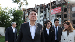우크라이나 전격 방문한 윤석열 대통령 