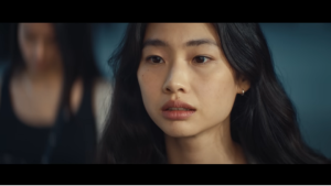 뉴진스 신곡 뮤비에 정호연·양조위 깜짝 출연