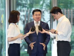 삼성 준감위, ‘전경련 정경유착 시 즉시 탈퇴’ 권고…조건부 복귀하나