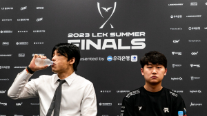 KT 롤스터 “‘페이커’ ‘아지르’ 훌륭해… 정신 차려 다시 도전하겠다”