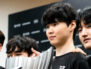 3연속 왕관 쓴 ‘쵸비’, “새 시대 열기 위해 노력하겠다” [LCK]