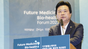 강기윤 국회 보건복지위 간사 “디지털 헬스케어 성장 위해 범정부 거버넌스 구축해야” [2023 미래의학포럼]