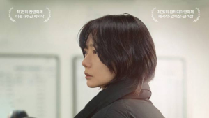‘다음 소희’, 영평상서 웃었다… ‘올빼미’·‘밀수’ 3관왕