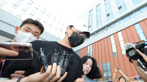 ‘압구정 롤스로이스男’ 마약 연루 병원 10여곳 압수수색