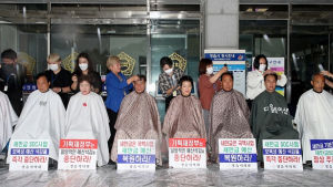 정읍시의회, 새만금  SOC 예산 삭감에 반발 삭발 투쟁