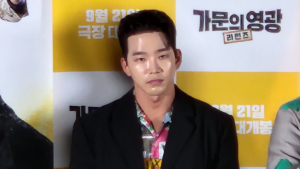 김무성 아들 고윤, 영화서 ‘노 룩 패스’ 패러디한 사연