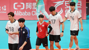 남자배구, 최악의 출발…랭킹 73위 인도에게 풀세트 접전 끝 패배